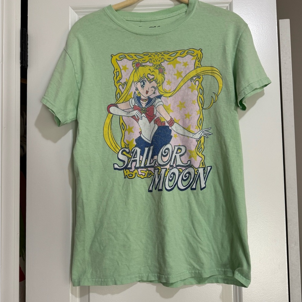 Sailor Moon Women’s Green T-Shirt size Small